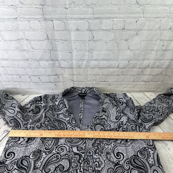 Maggie Barnes Paisley Art to Wear Blazer Womens Sz 2X 22/24 Black Silver Classic - Picture 6 of 9